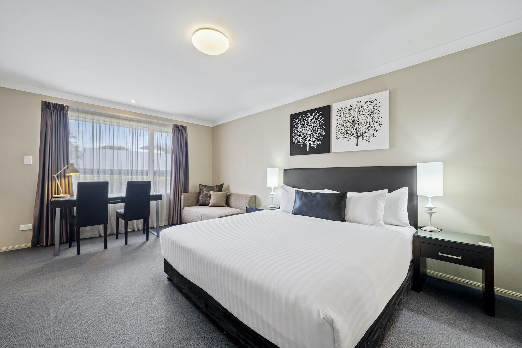 เบสท์เวสเทิร์นพลัสแอมบาสซาเดอร์ออนรุทเวนมอเตอร์อิน Motel ทูวูมบา ภายนอก รูปภาพ