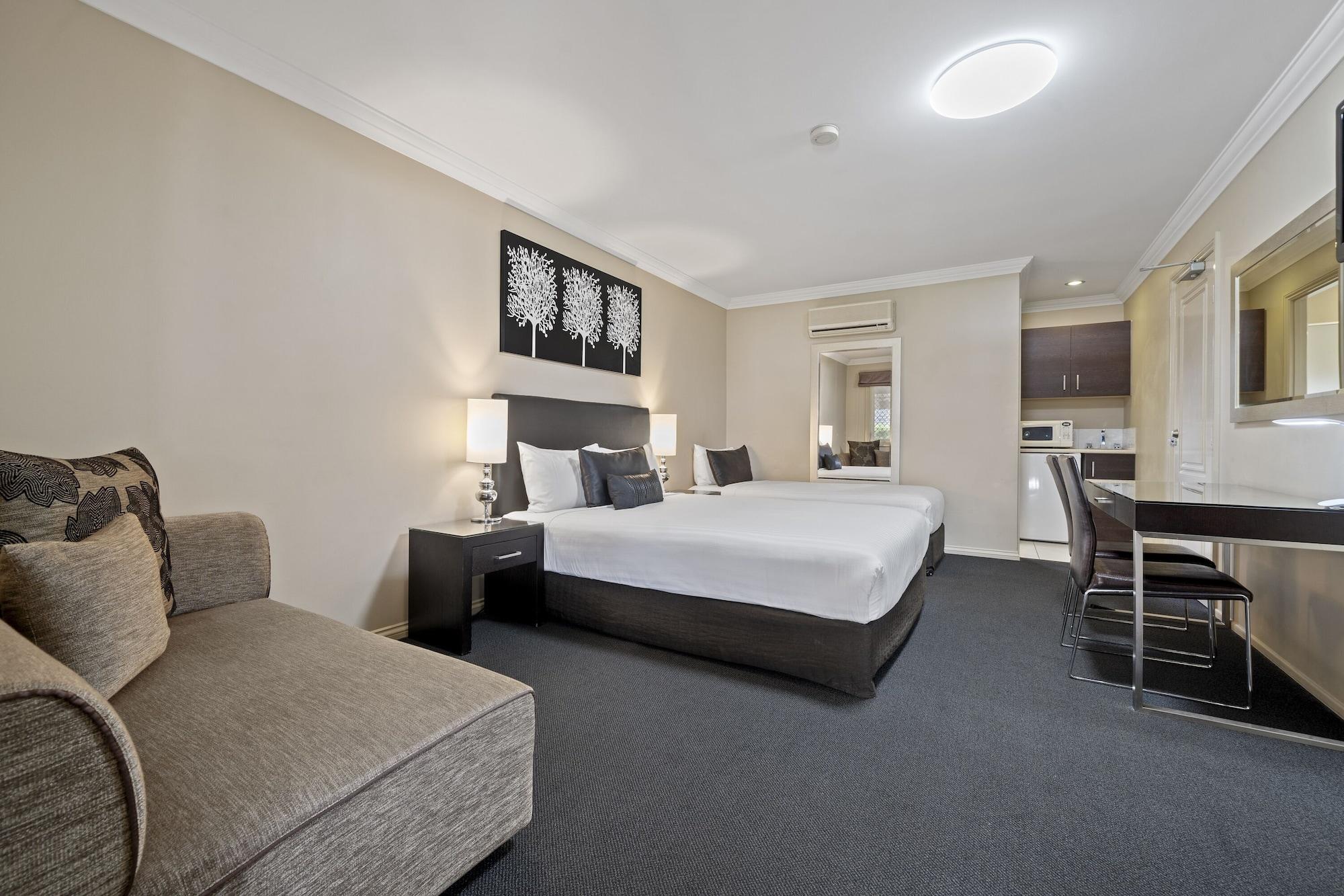 เบสท์เวสเทิร์นพลัสแอมบาสซาเดอร์ออนรุทเวนมอเตอร์อิน Motel ทูวูมบา ภายนอก รูปภาพ