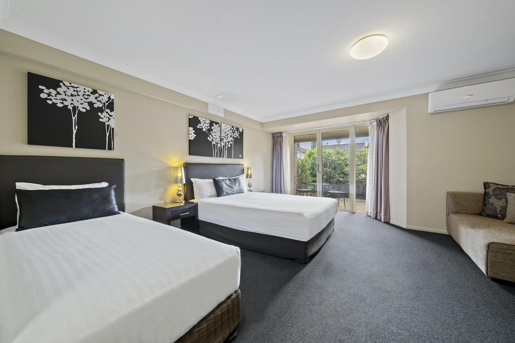 เบสท์เวสเทิร์นพลัสแอมบาสซาเดอร์ออนรุทเวนมอเตอร์อิน Motel ทูวูมบา ภายนอก รูปภาพ