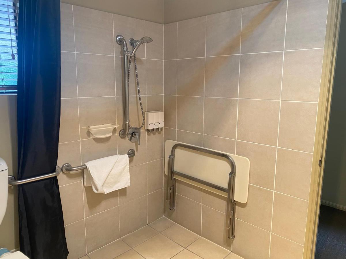 เบสท์เวสเทิร์นพลัสแอมบาสซาเดอร์ออนรุทเวนมอเตอร์อิน Motel ทูวูมบา ภายนอก รูปภาพ