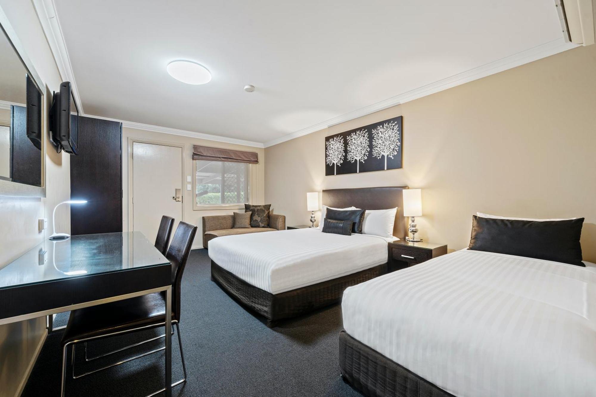 เบสท์เวสเทิร์นพลัสแอมบาสซาเดอร์ออนรุทเวนมอเตอร์อิน Motel ทูวูมบา ห้อง รูปภาพ